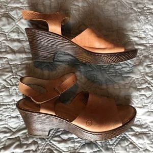 Born Leather Heels Women’s Size 10